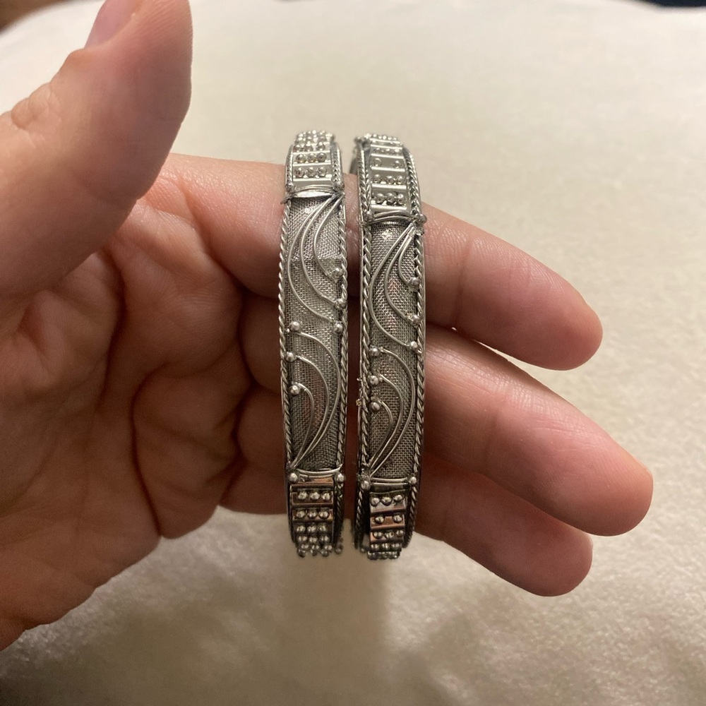 Elegant Silver Bangle Set
